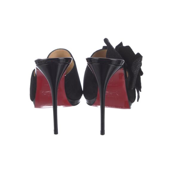 ❤️Christian Louboutin Suede Heels❤️ - Picture 4 of 5